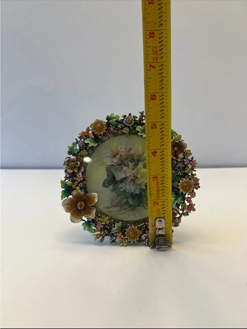 Vintage floral enamel garland picture frame with gemstone/crystals